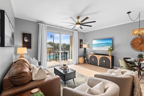 Top performing Airbnb: Jaw-Dropping Coastal Luxe | Beach Service | Bikes in Crestview / Fort Walton Beach / Destin