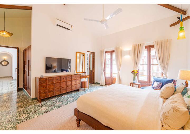 Bedroom 3 image 2
