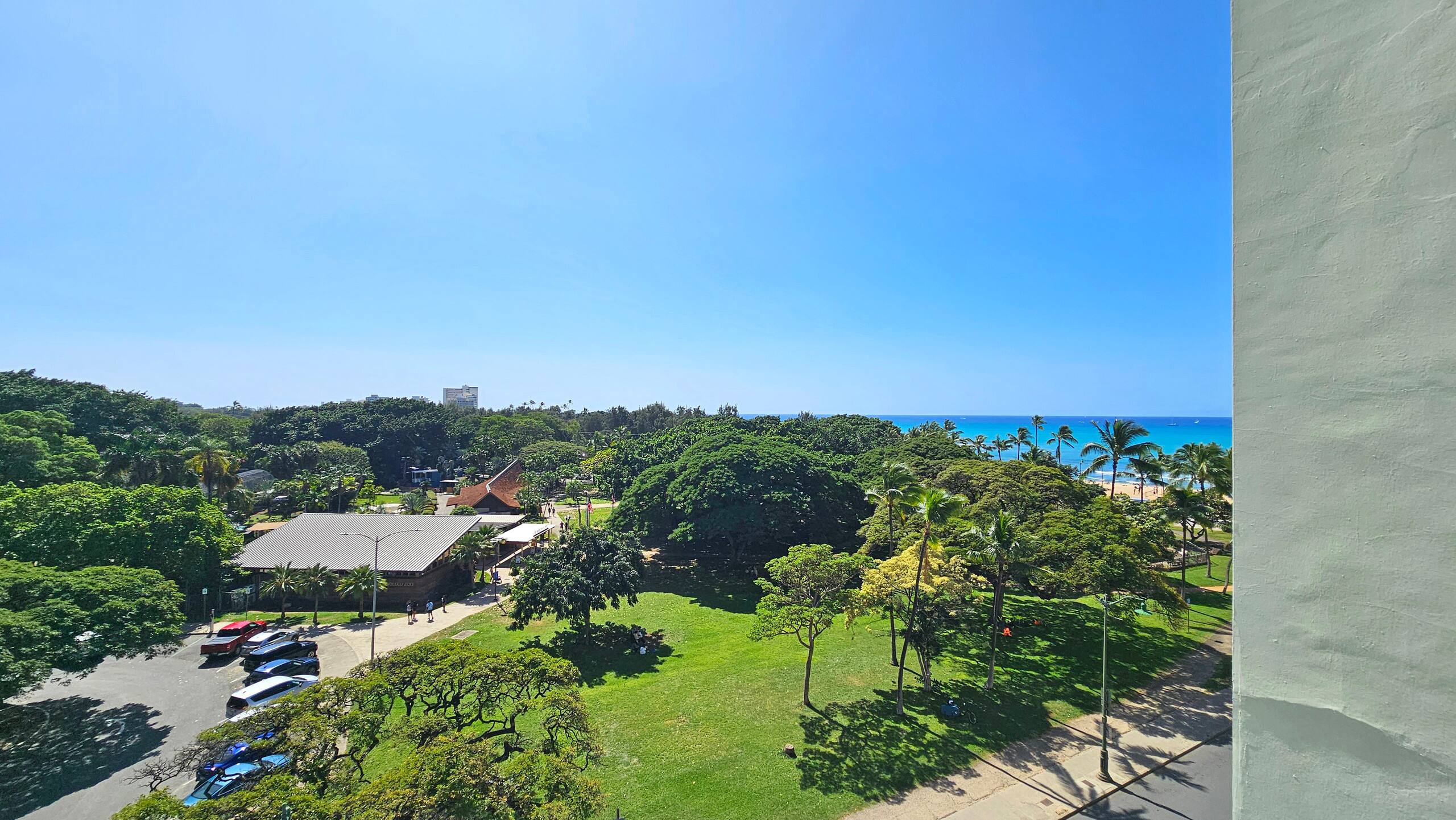 WG 716 | Ocean-View Studio ½Block to Waikῑkῑ Beach - Image 19