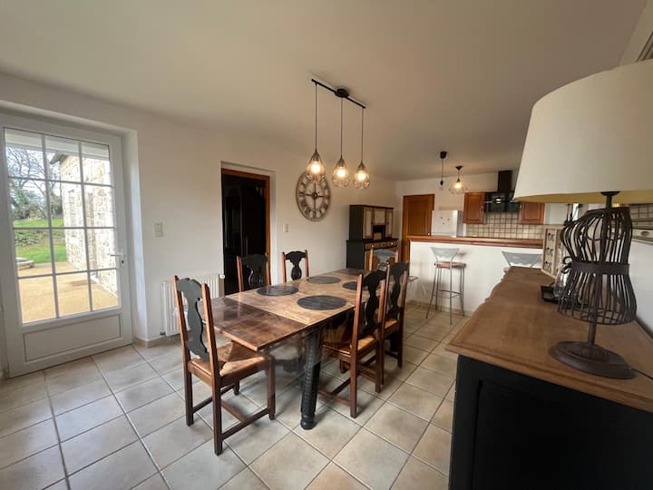 Maison En Campagne Dans Le Centre Bretagne - Rostrenen