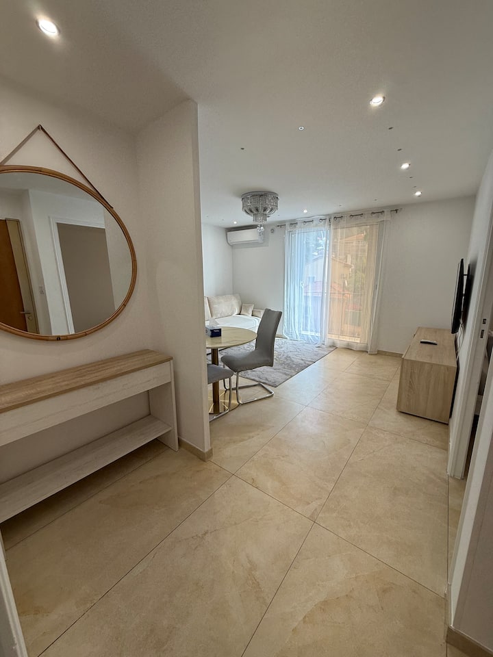 Spacieux 3ch, Parking, Résidence Sécurisée, Cannes - Valbonne