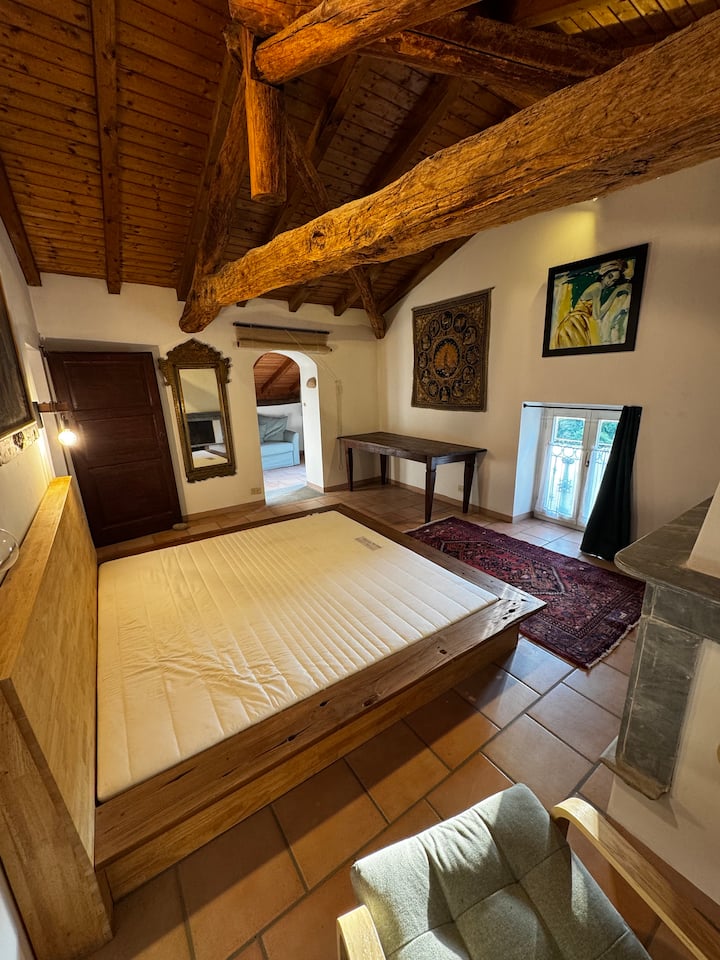 Dhomë gjumi 4