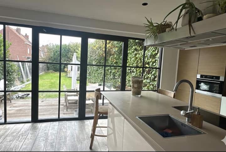 Mooie Woning Met Tuin+goede Locatie - Mechelen
