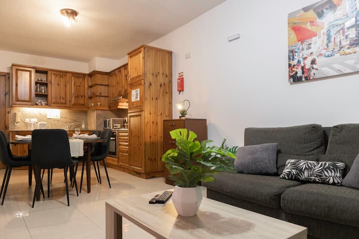 Sliema Stay With Balcony & 5 Min To Beach - La Valette