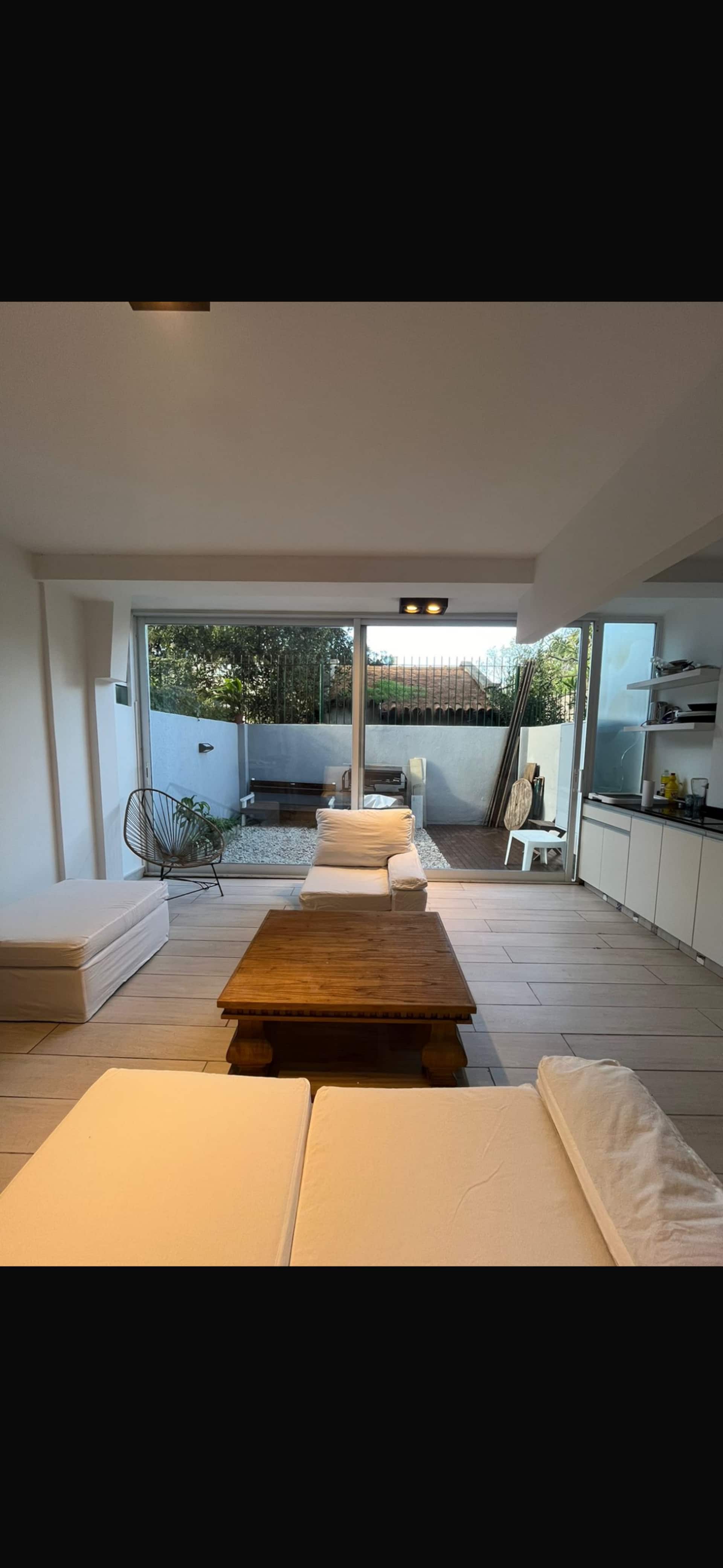Ground floor apartment with 3 rooms and patio