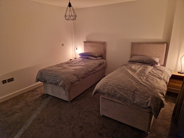 საძინებელი 1
