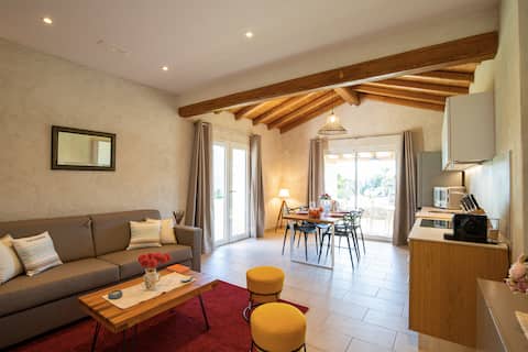 Popular Airbnb listing: Exclusive residence in the vineyard with pool + wifi in Tertenia