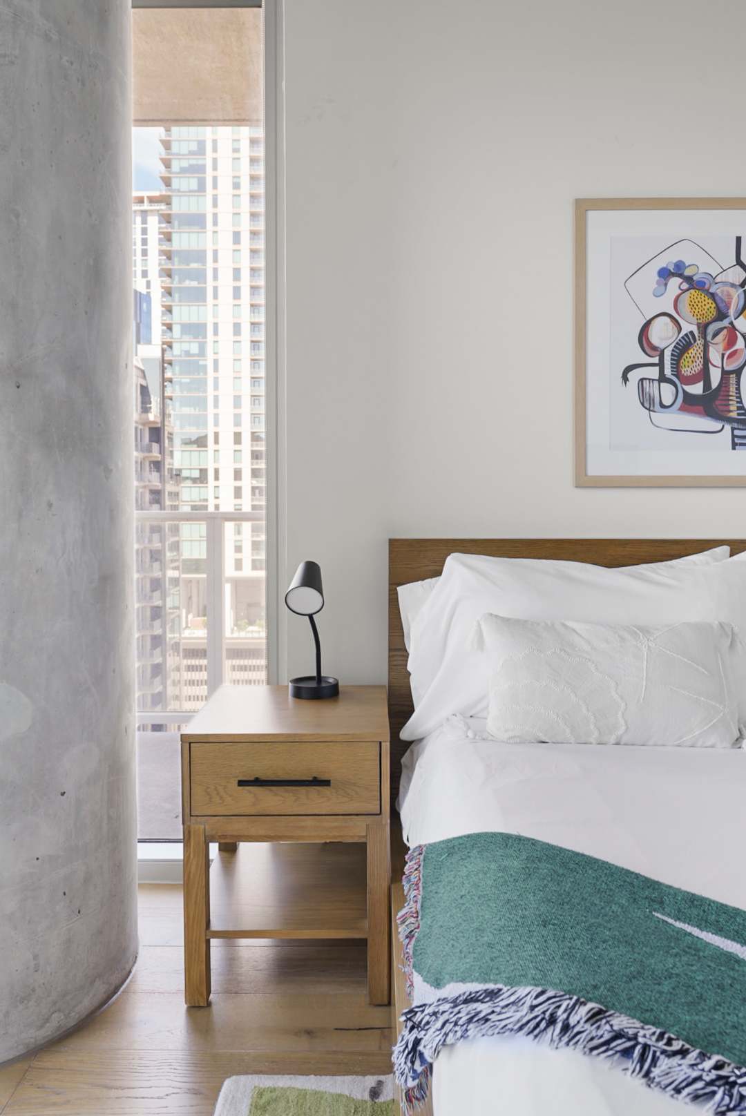 Luxury High-Rise 2BR on the 21st Floor | Rainey St