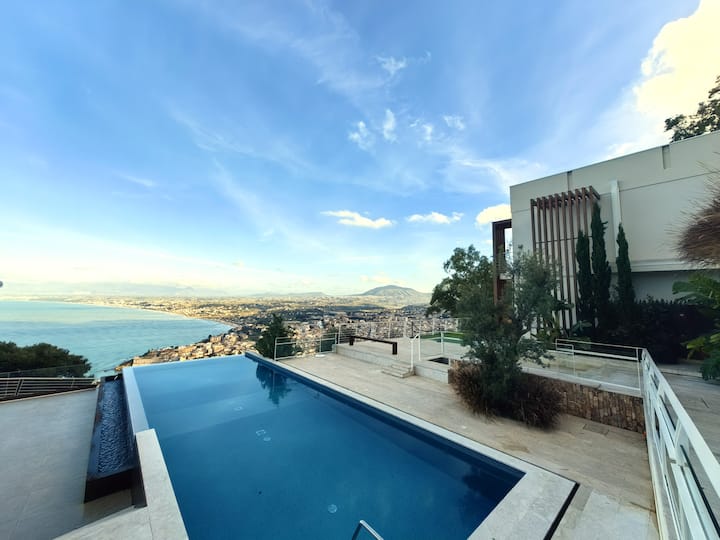 Suite Vue Mer & Piscine Infinity – Hôtel Belvédère - Castellammare del Golfo