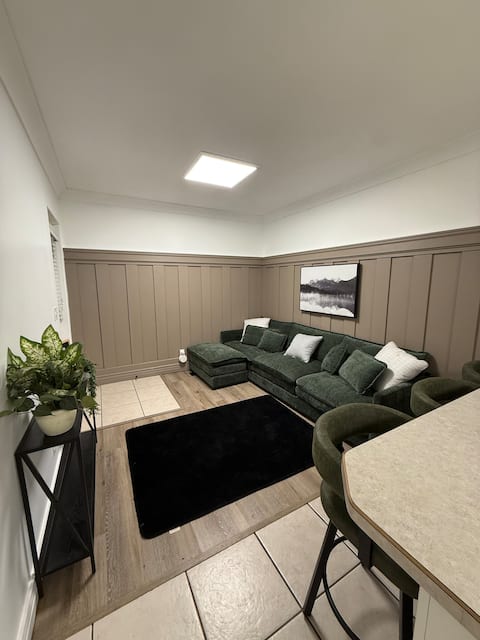 Top performing Airbnb: Pet-Friendly Cozy Basement with Private Patio! in Provo / Orem