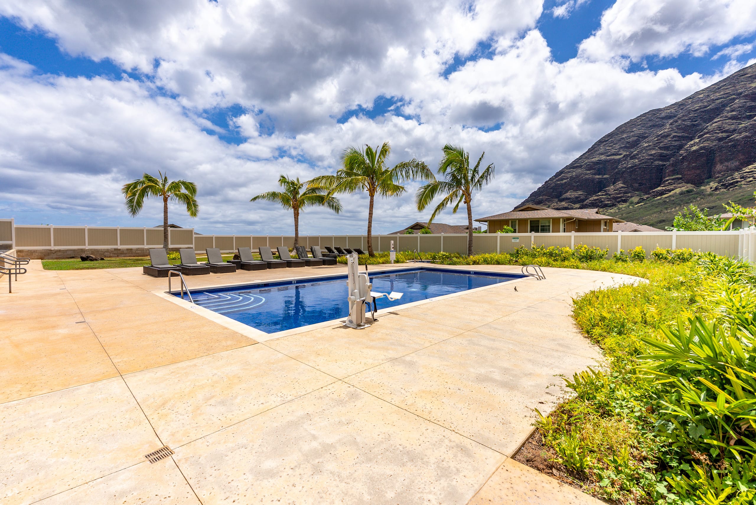 Home in Waianae · ★4.88 · 3 bedrooms · 4 beds · 2 private baths - Image 102