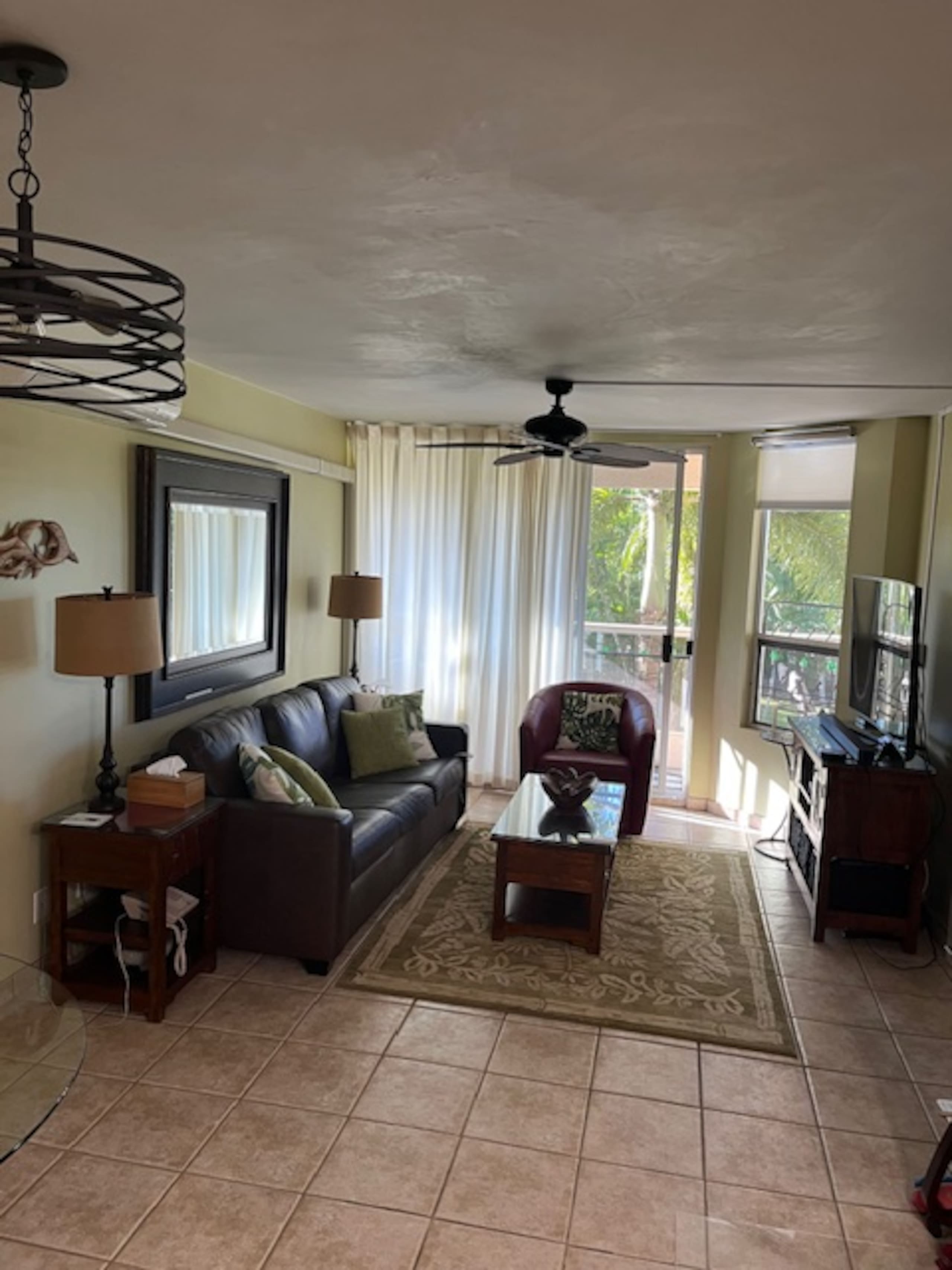 Maui Kihei One Bedroom - Steps from Ocean & Beach - Image 2