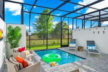 Modern 6BR Home Near Disney – Pool & Games Room