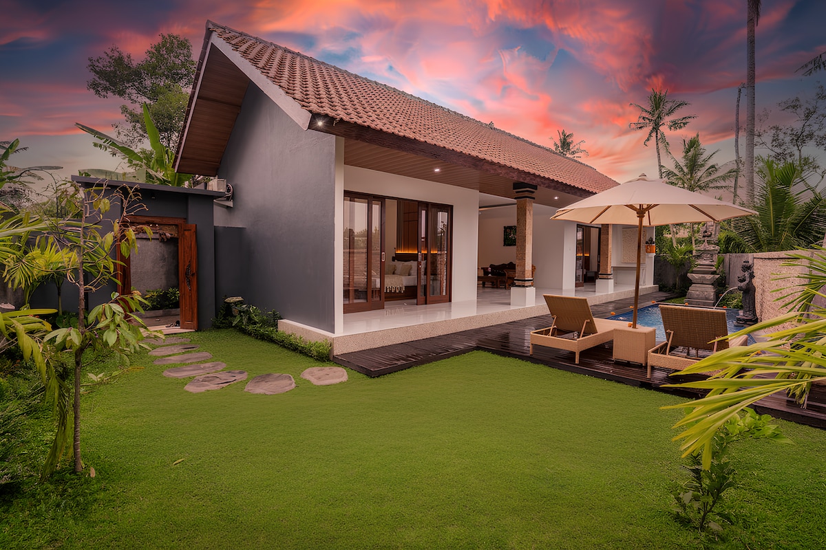 Villa in Ubud · ★4.87 · 2 bedrooms · 2 beds · 2 private baths, comparable Airbnb