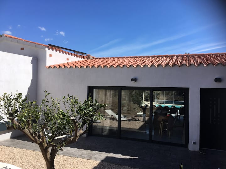 Chambre Pour 2 Pers Au Centre De Garriguella - Figueras