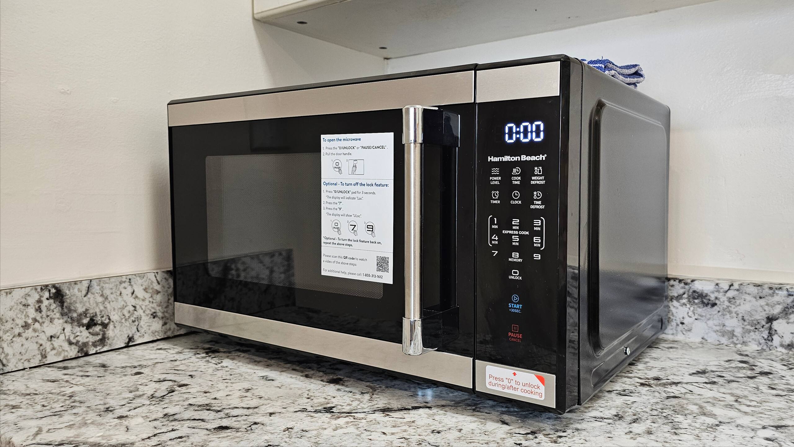 WG 521 | Oahu Island GetAway for 3 w/ Kitchen & AC - Image 10