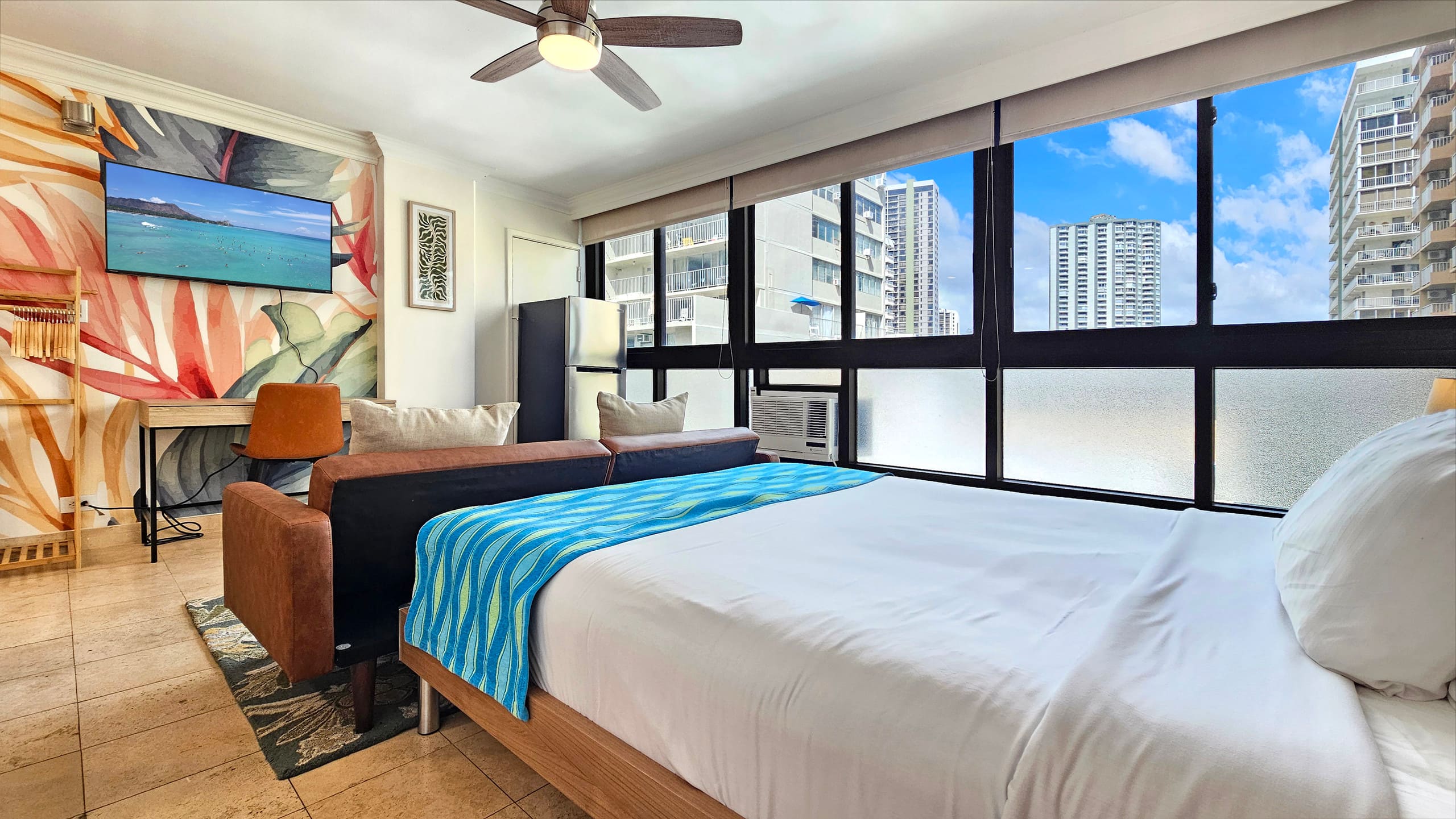 WG 521 | Oahu Island GetAway for 3 w/ Kitchen & AC - Image 2