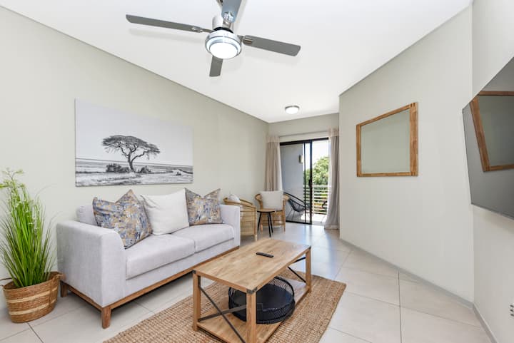 Effortless Luxury Living At The View - Sandton