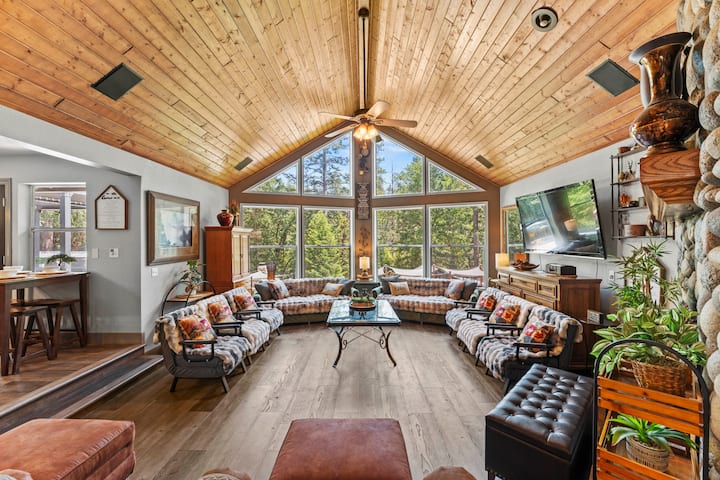 Rustic Mountain Resort For Fun Family Retreats - Oxbow, Georgetown