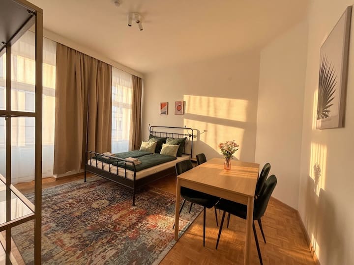 Gemütliches Apartment: 2 Schlafzimmer, 2x Tv - Viena