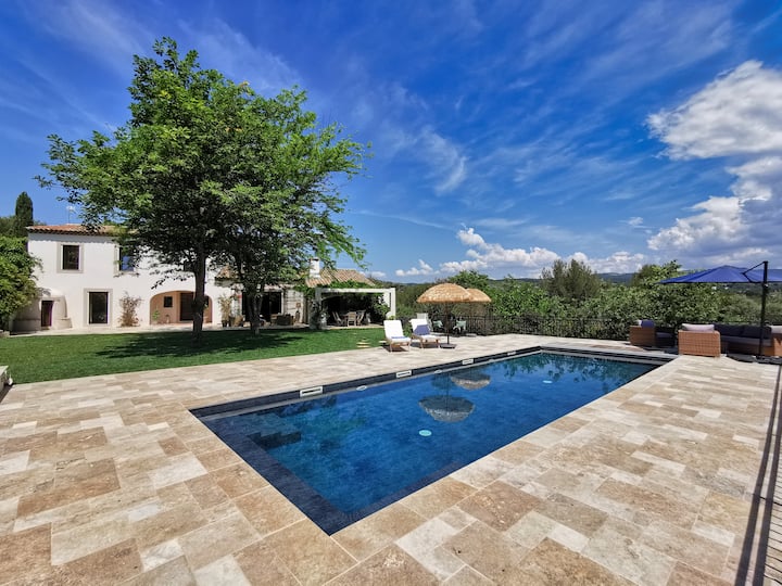 Villa En Campagne, Piscine Et Terrain Arboré - Cassis
