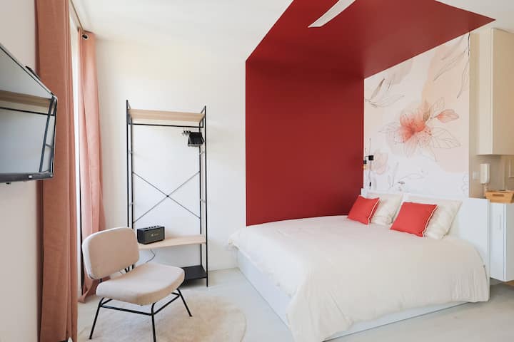 Appartement Design Et Lumineux Au Coeur De Nice - Niza