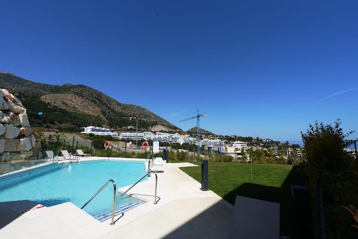 Las Lomas Del Higueron - Brand New Apartment - Fuengirola
