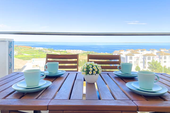 Blue View: Vue Mer 3 Ch • Valle Properties - Manilva