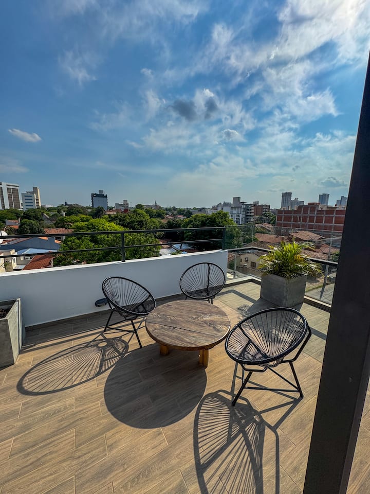 Amplio Departamento En Eje Corporativo - #Rdm304 - Paraguay