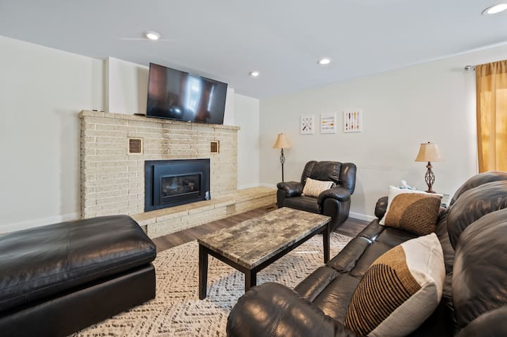 5br Modern Walkable Retreat With Fireplaces - 喬治湖（鎮）