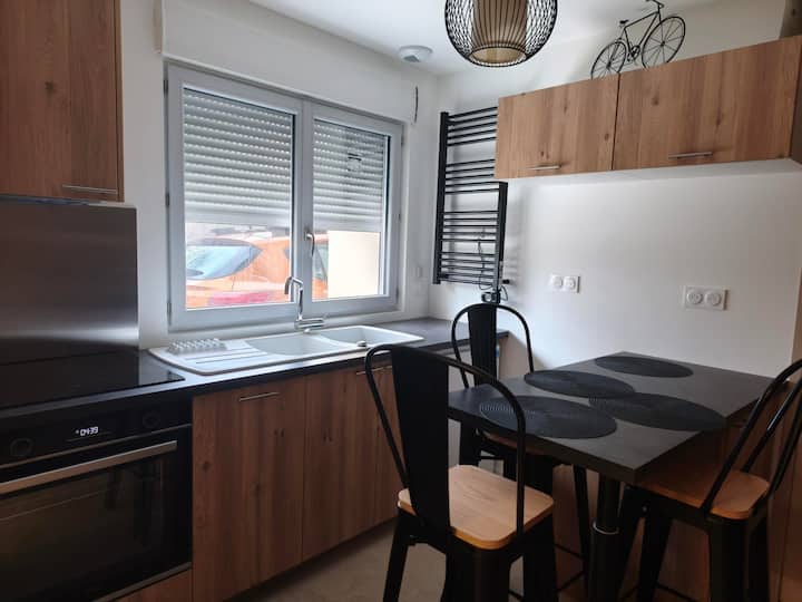 Logement Entier Proche Accès Autoroute De Paris. - Sainte-Eulalie