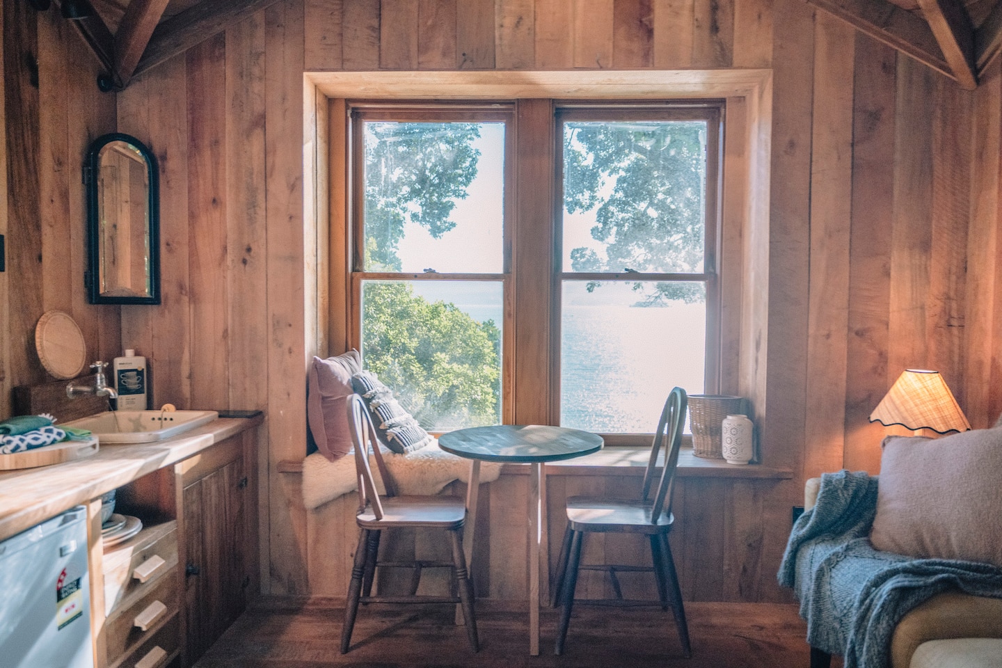 The Sailor's Lookout 1
