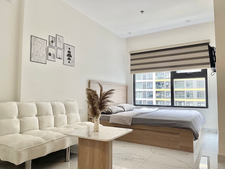 Vinhomes Glory Heights Studio Apartment - ベトナム