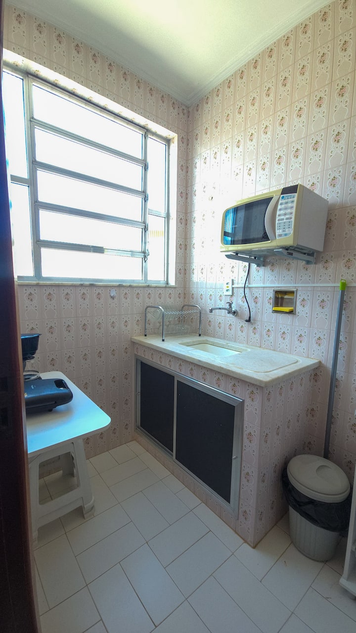 Prédio Exclusivo Com Piscina Para Até 13 Pessoas - Cabo Frio