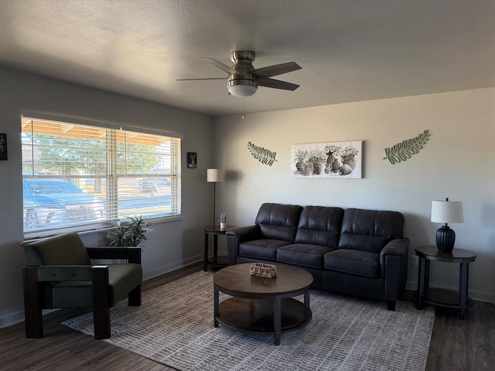 Wonderful Accommodations In Newly Renovated Home - Clovis, NM