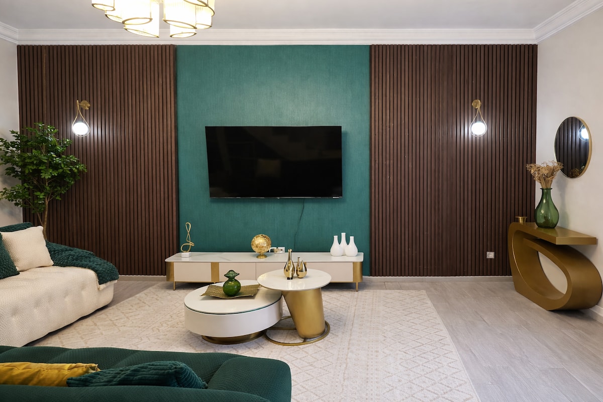 Living room image 2