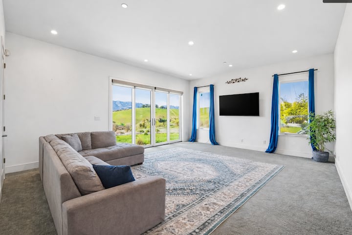 Modern Luxury Newly Built Home With Scenic Views - Pleasanton, CA