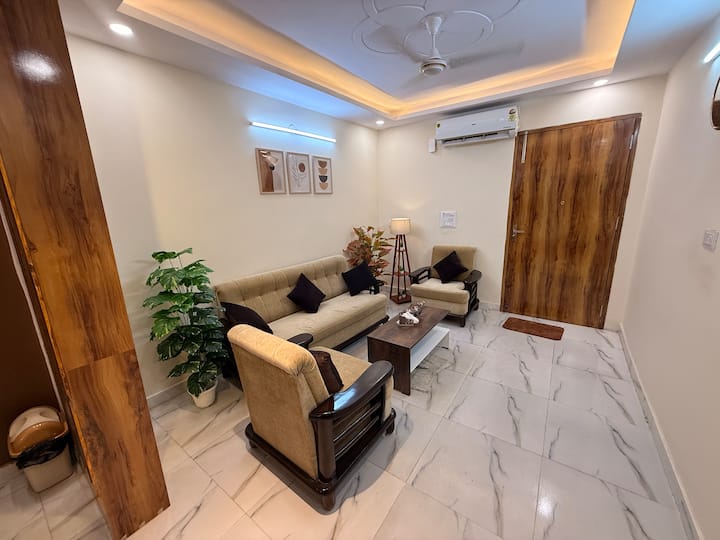 Luxury Studio Retreat | Bathtub | Self Check-in - Delhi, India