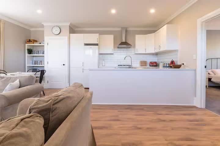 Mullaloo Beach Haven - Iluka