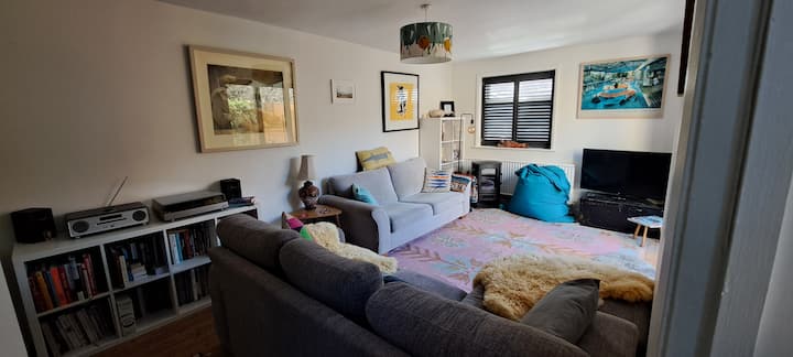 Detatched Two Bed Spacious Cottage. - Corbridge