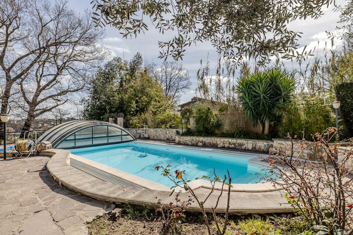 Splendida Villa In Collina Con Piscina Coperta - Roma