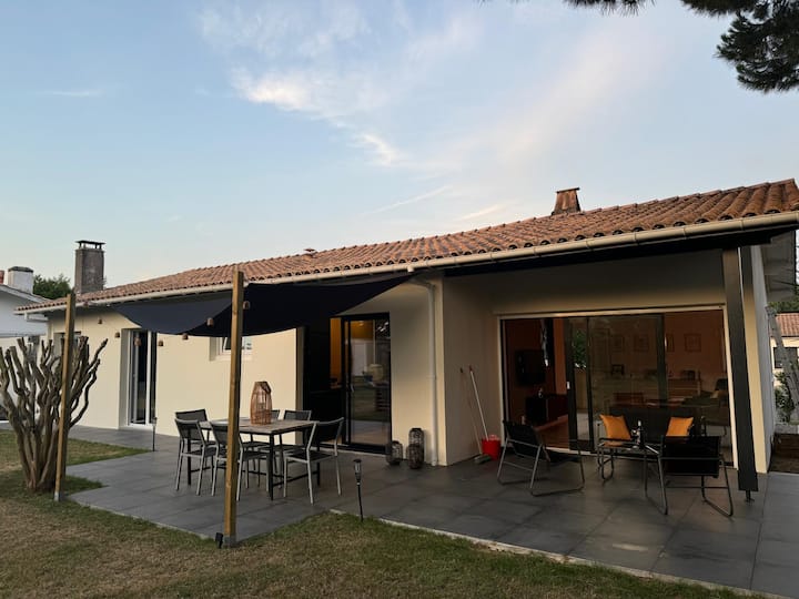 Maison Individuelle En Plein Coeur Du Médoc - Pauillac