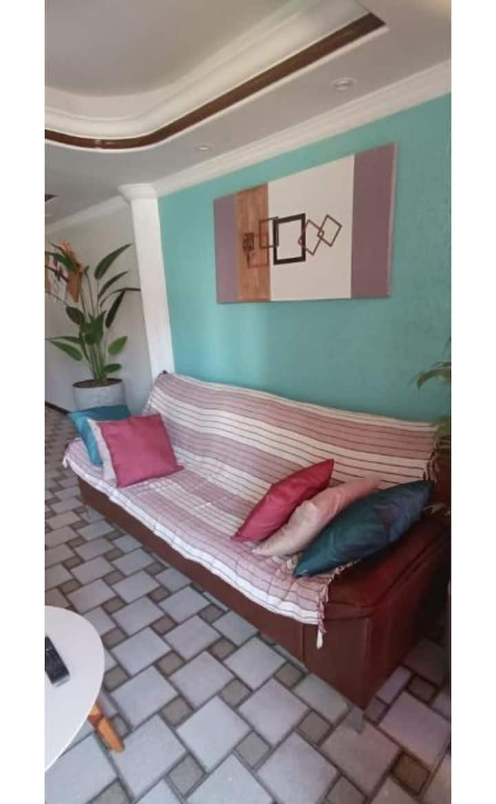 Apartamento Em Maceió, Há 100 Metros Da Praia - Maceió