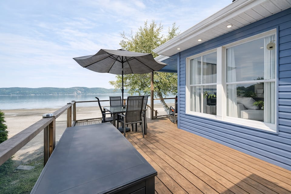 Chalet avec accès privé à la plage, La Baie