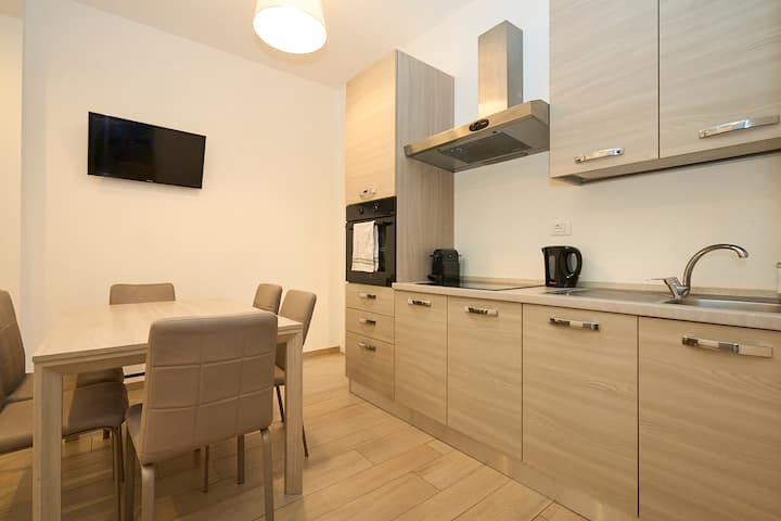 [3 Rooms Flat] 15 Minutes From Navigli-humanitas - Assago