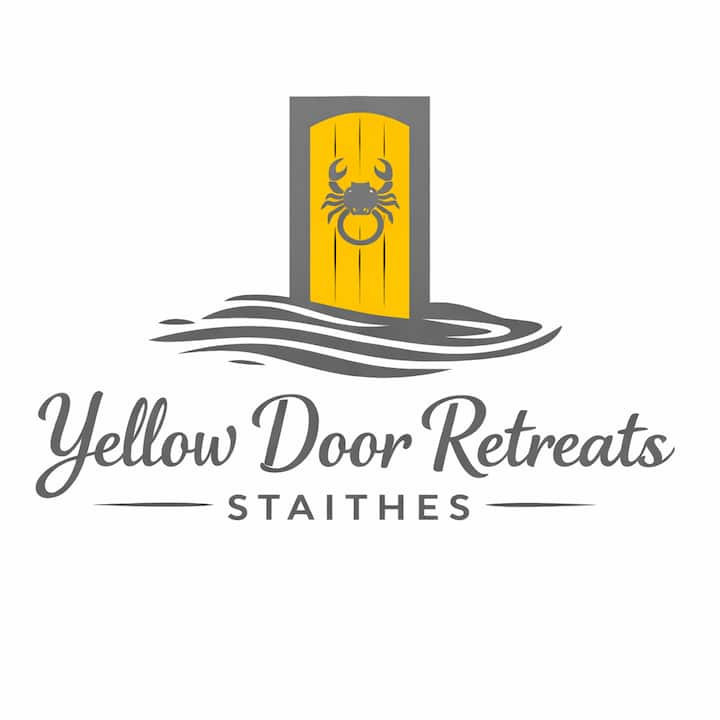 The Yellow Door Cottage, Beckside, Staithes - Staithes