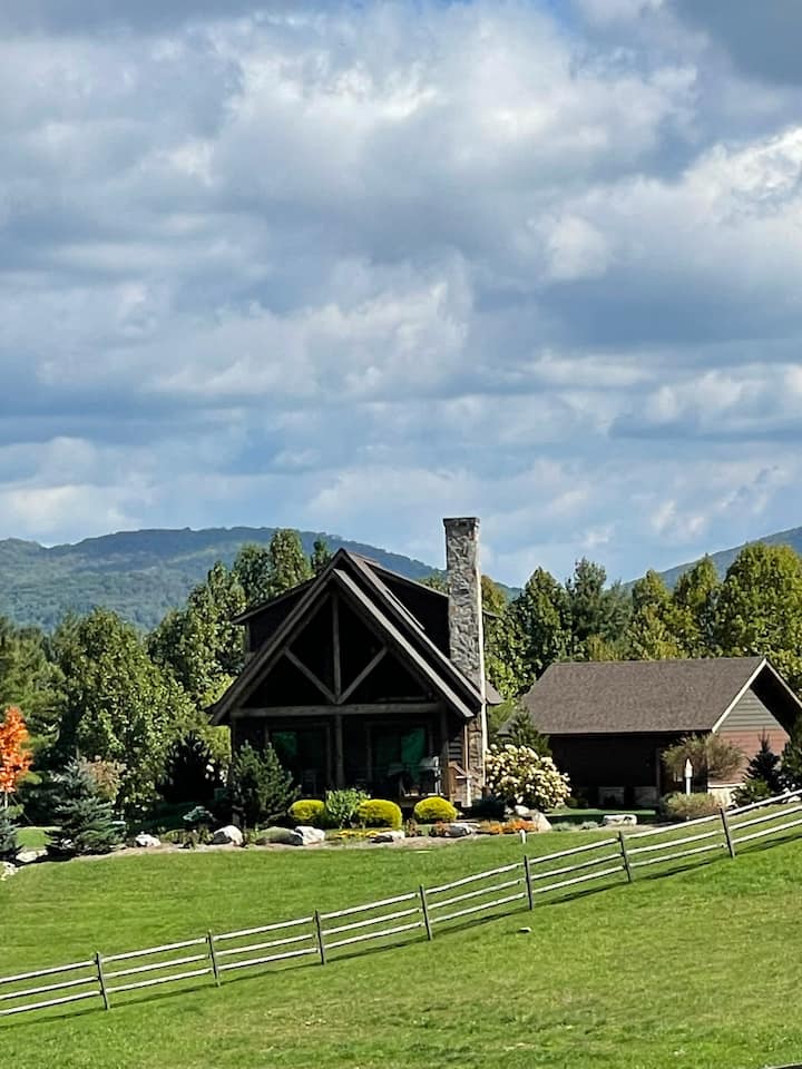 Cottage W/ Lake Access, Trout Fishing & Deck - Blowing Rock, NC