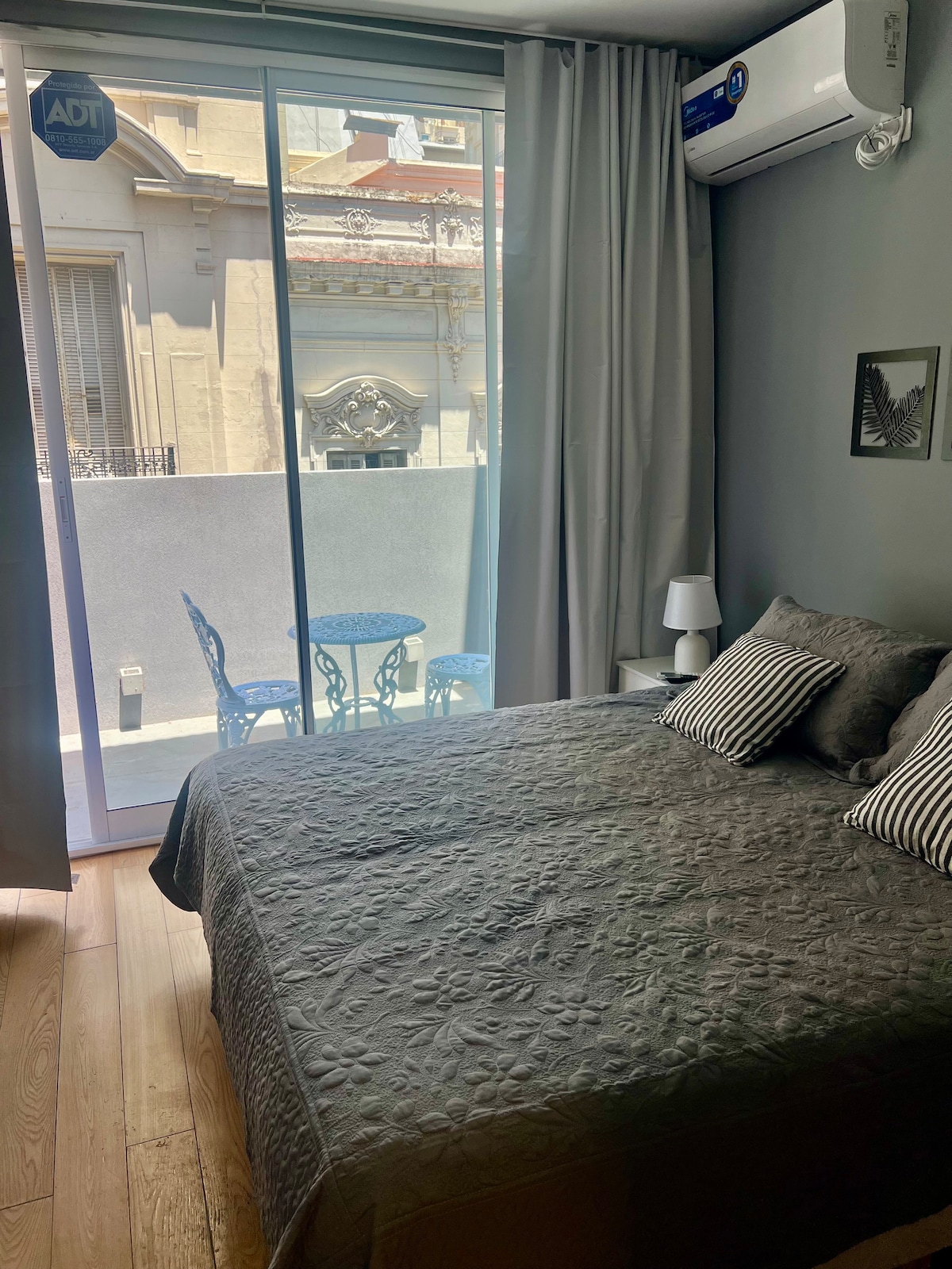 Departamento de 1 dormitorio en San Nicolás con balcón