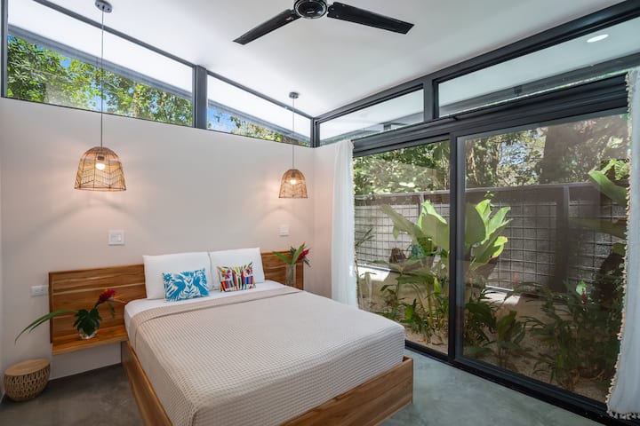 საძინებელი 1