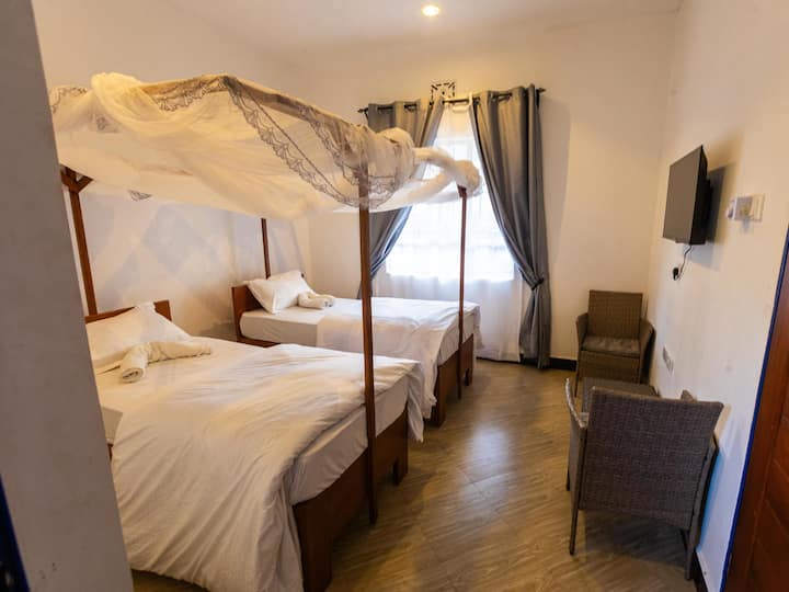 Rafiki Place bedroom